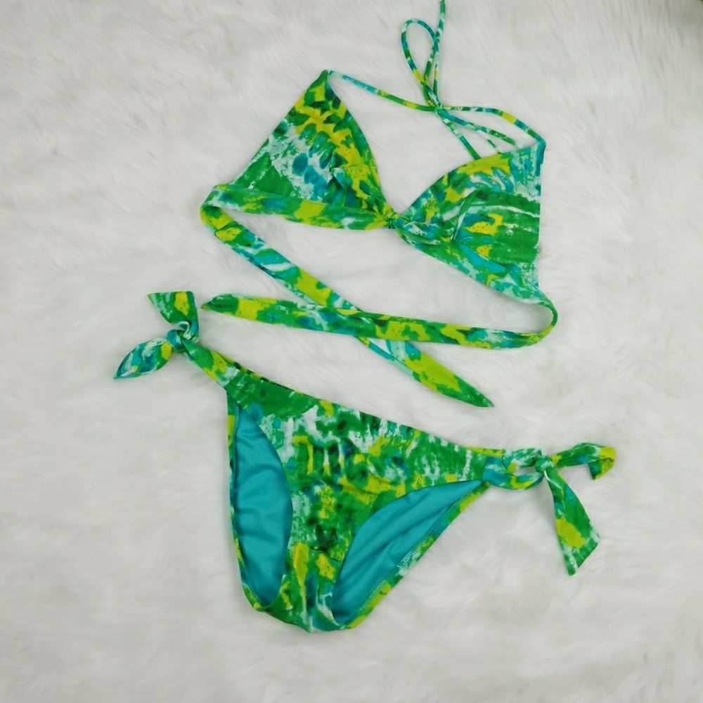 Victoria's Secret bikini